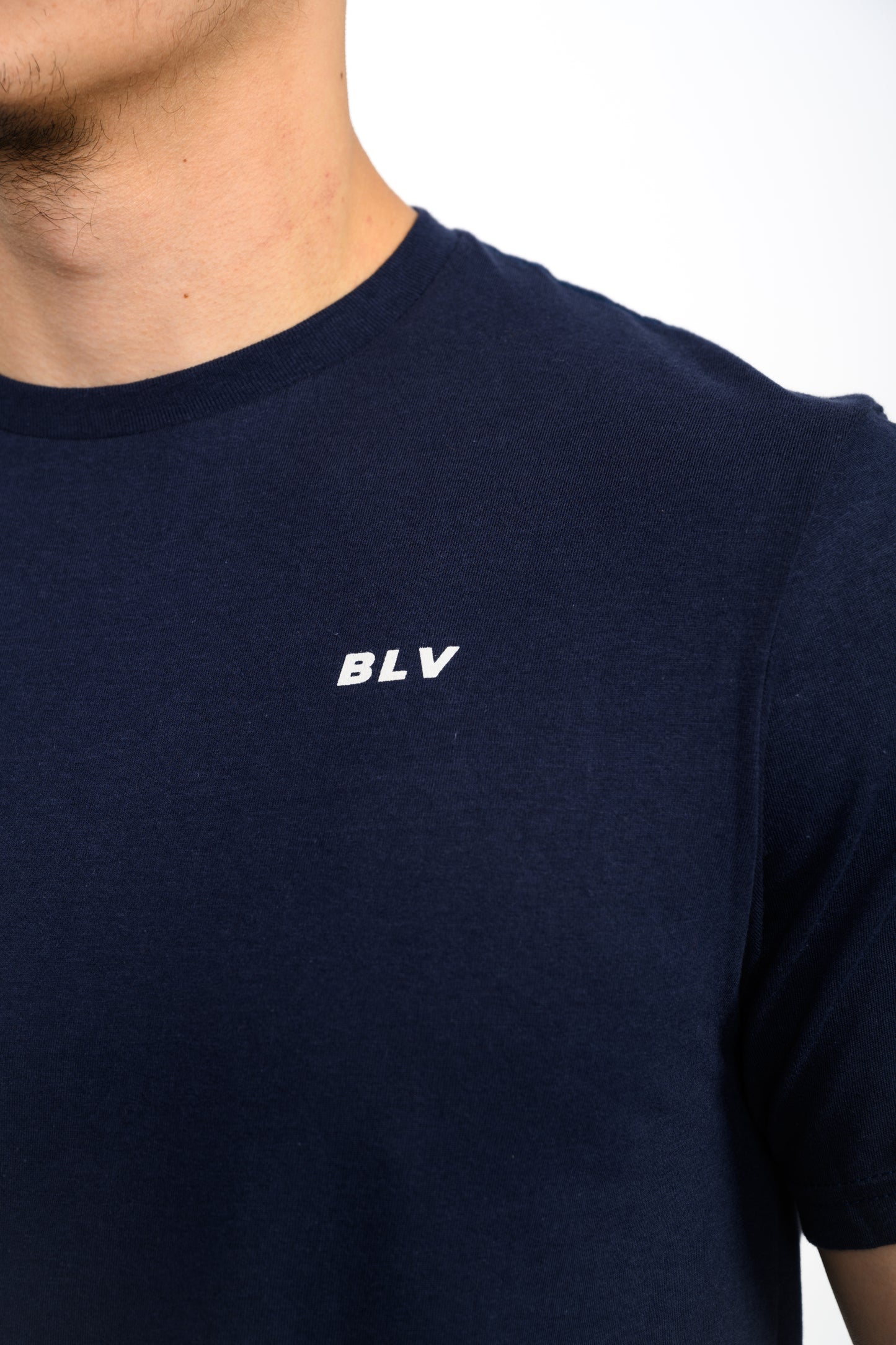 BLV ESSENTIALS TEE - NAVY